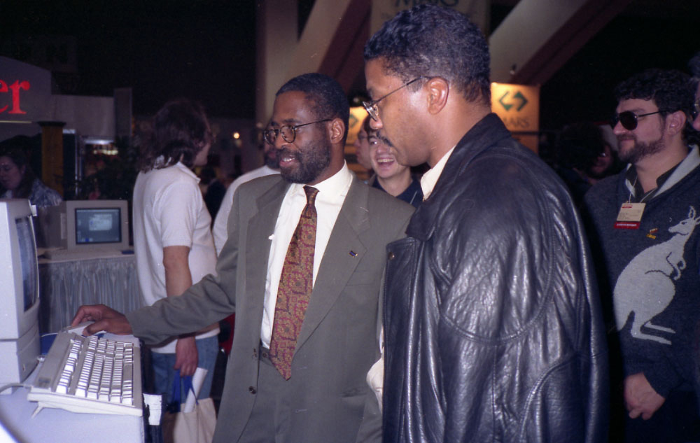 Dartanyan Brown demonstrating CE software for jazz great Herbie Hancock at the MacWorld Expo, Hancock was one of the earliest musicians to explore the intersection of jazz and technology