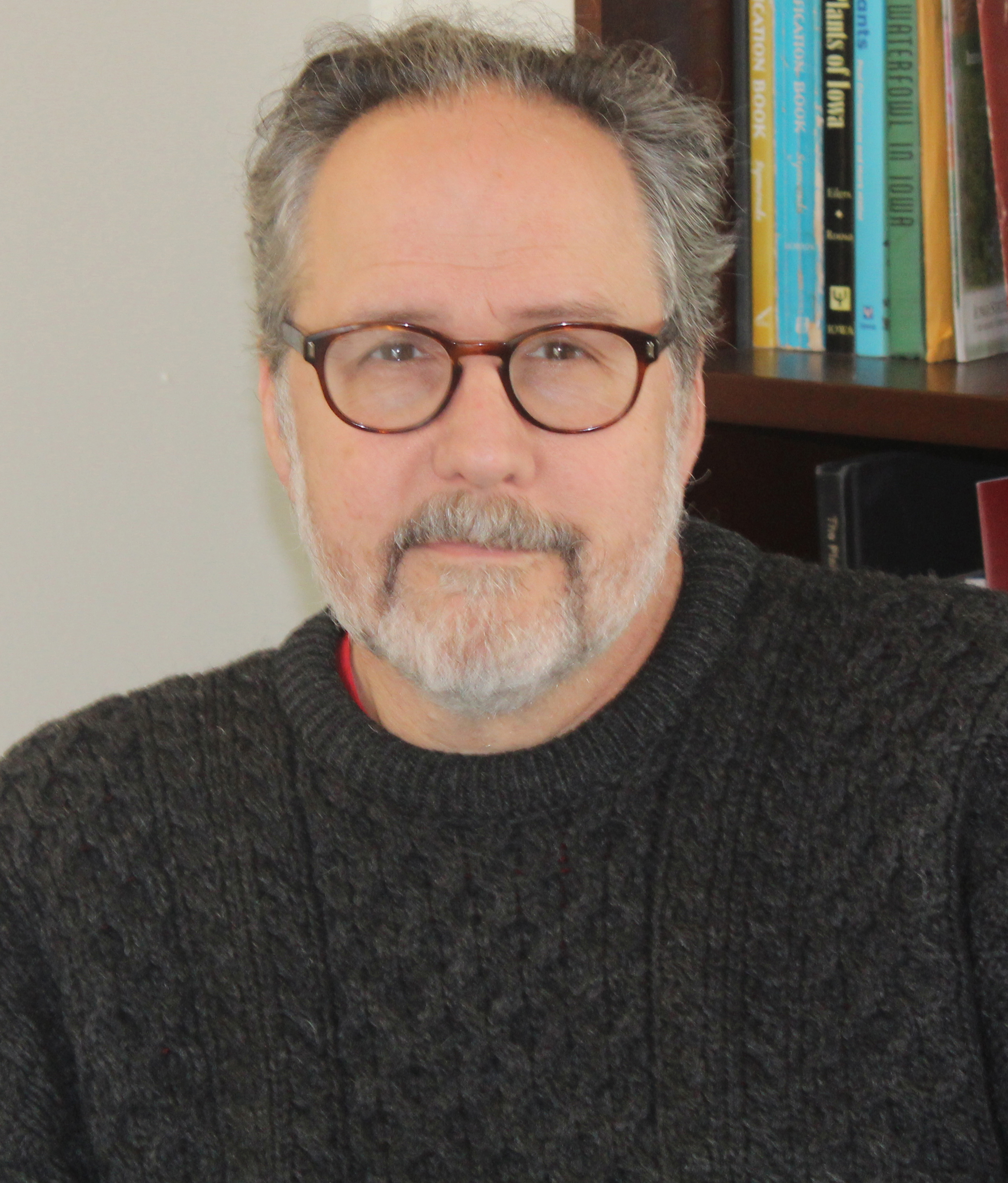 Portrait image of editor Mark Baechtel.