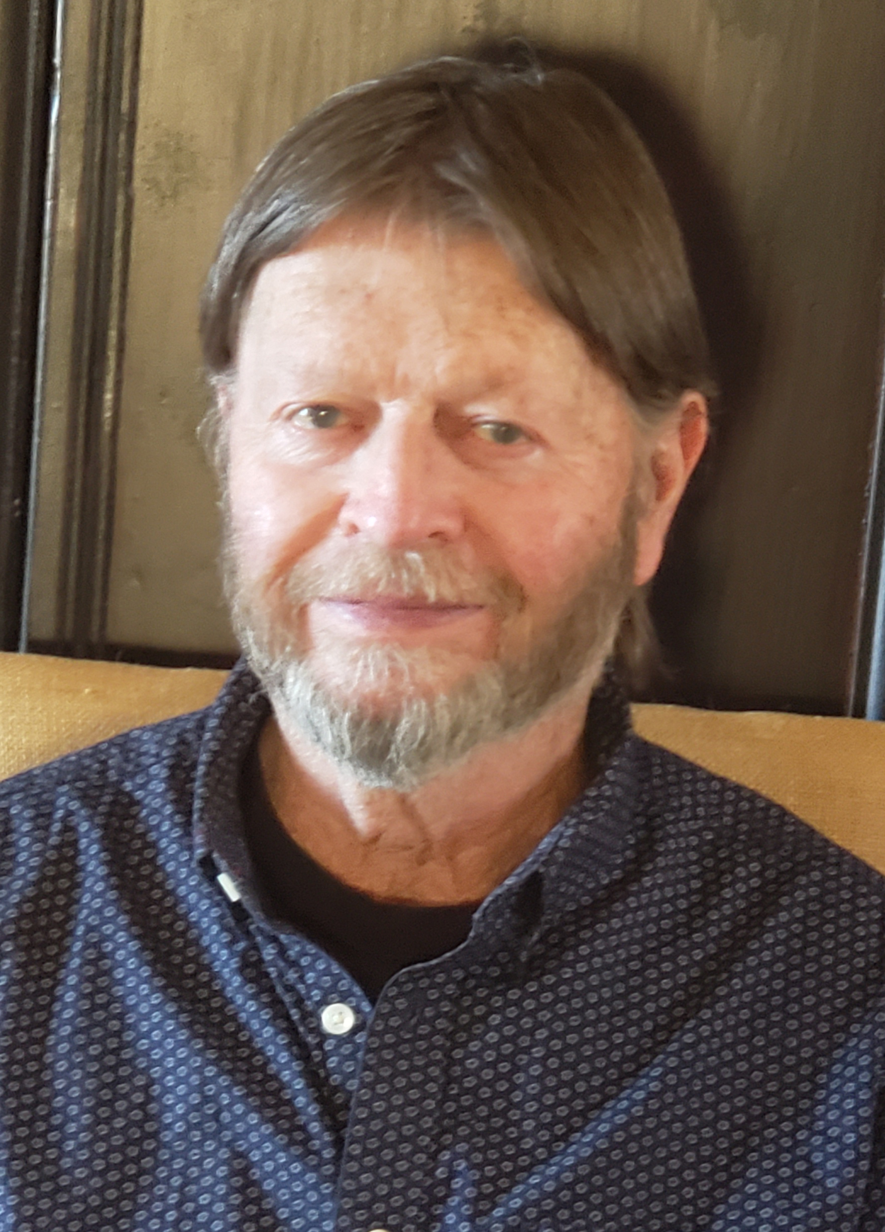 Portrait image of author Craig Taylor.