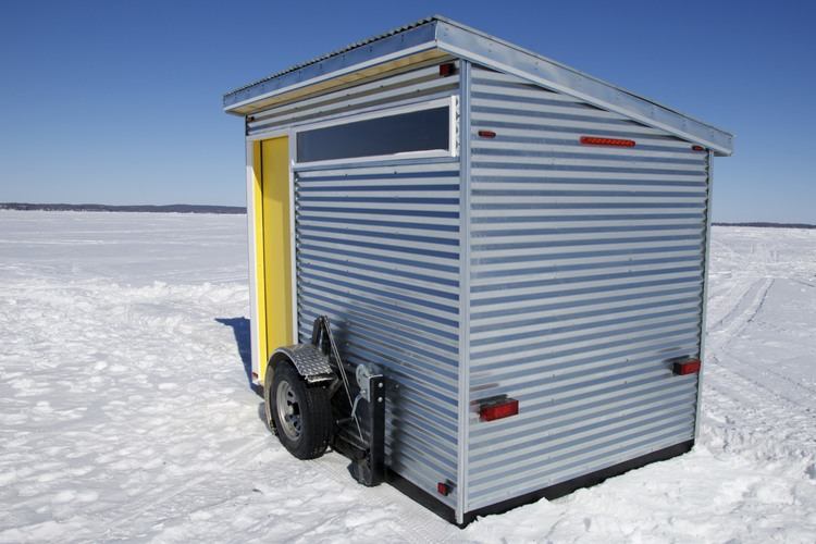 A small shed in the snow