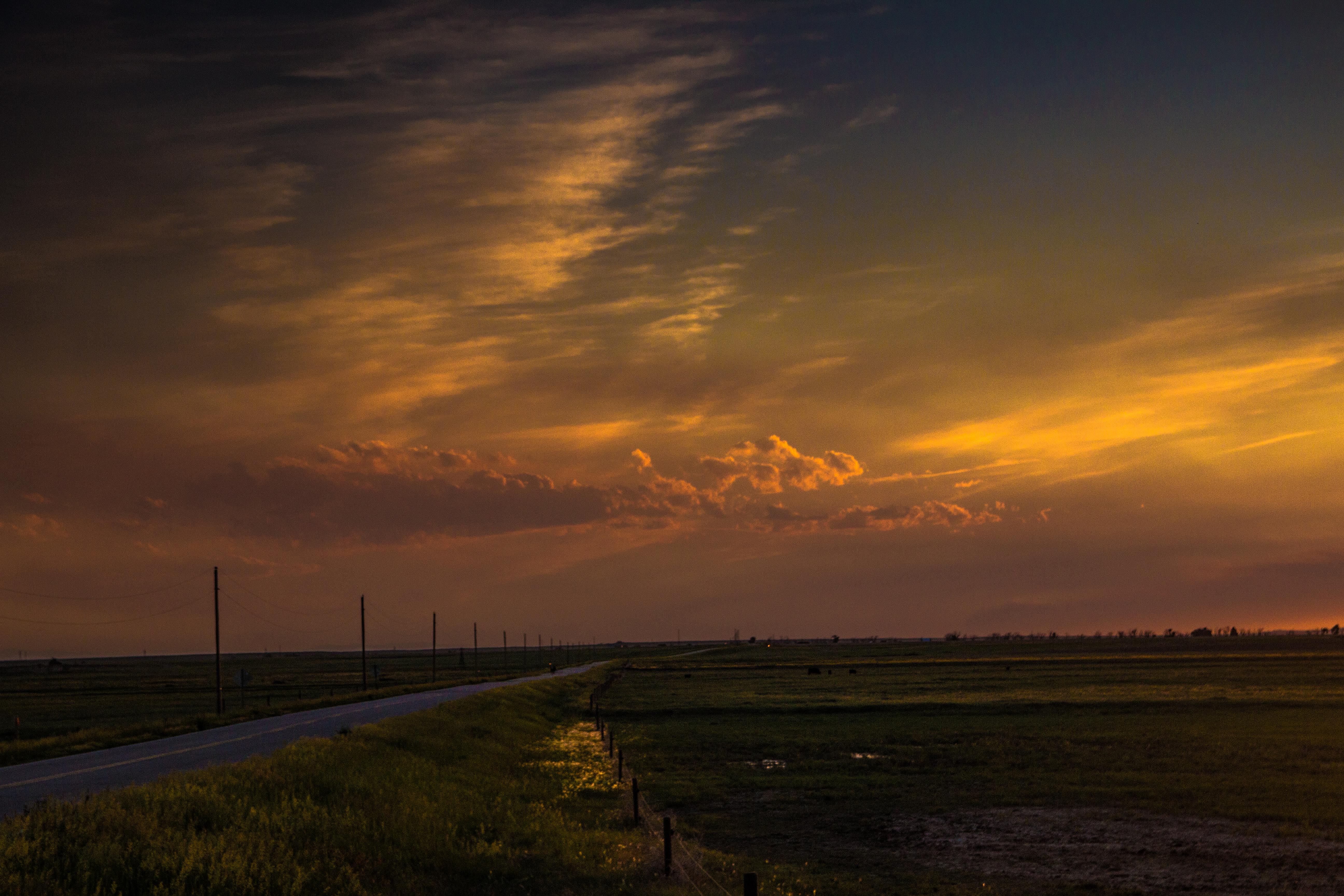 Image of a prairie horizon